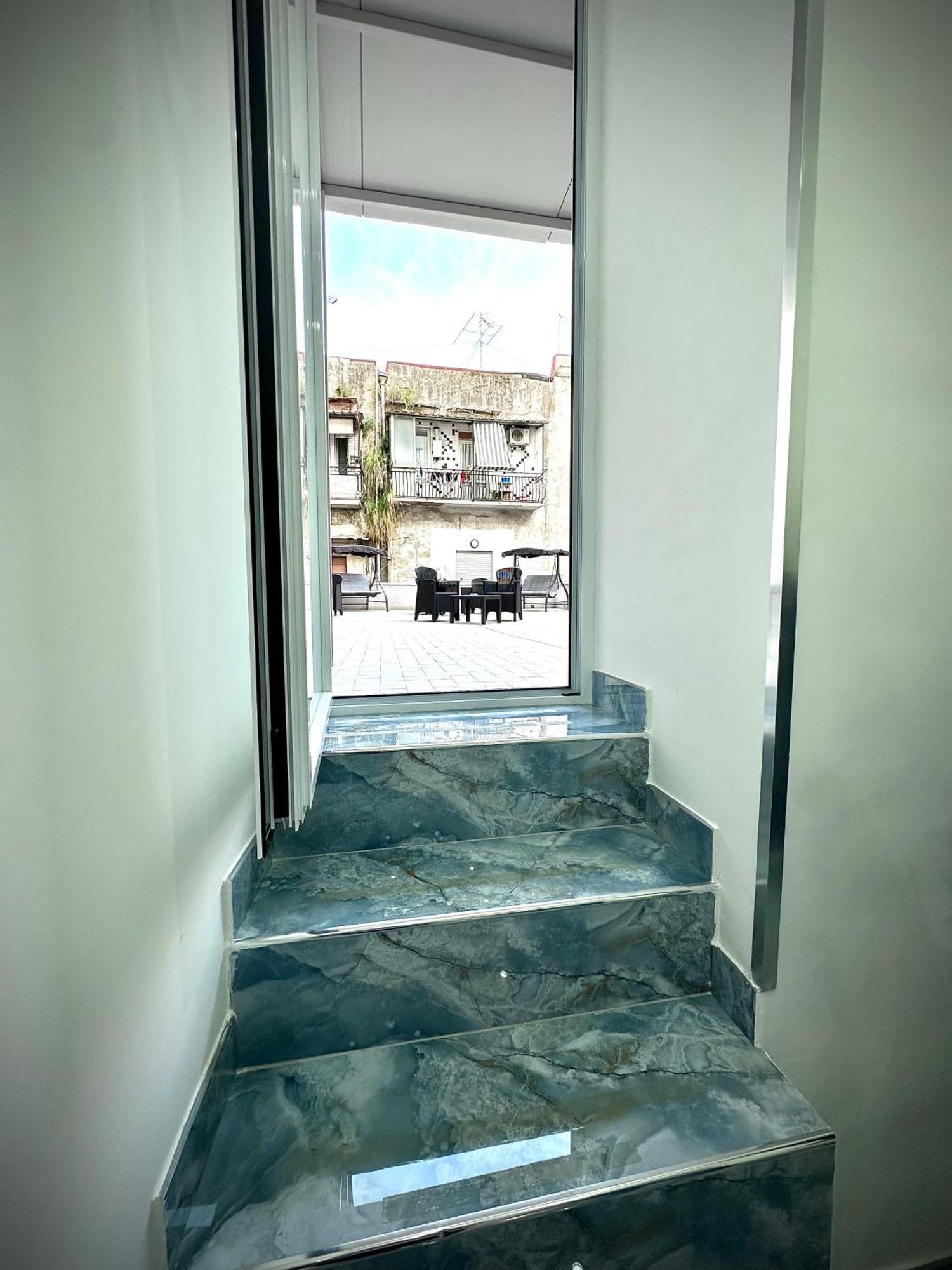 Marvit Central Luxury Naples Exterior photo