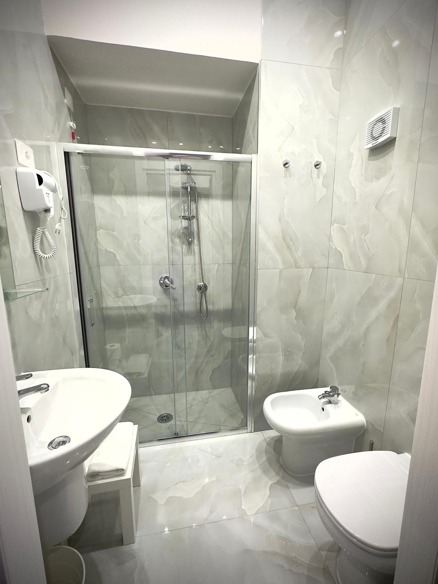 Marvit Central Luxury Naples Exterior photo