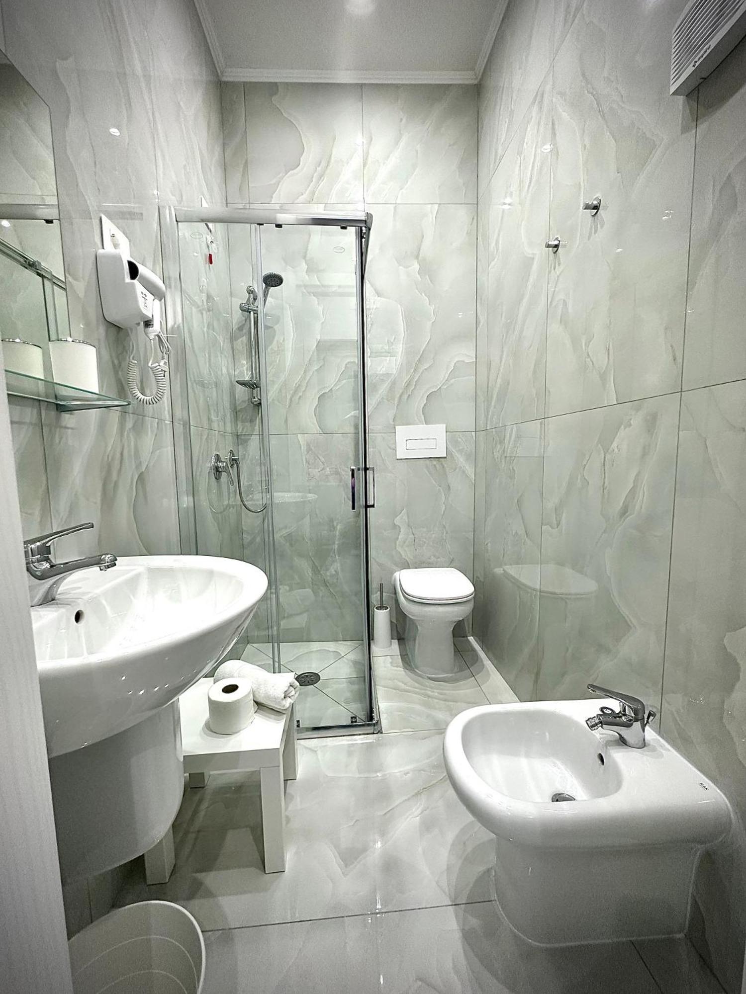 Marvit Central Luxury Naples Exterior photo