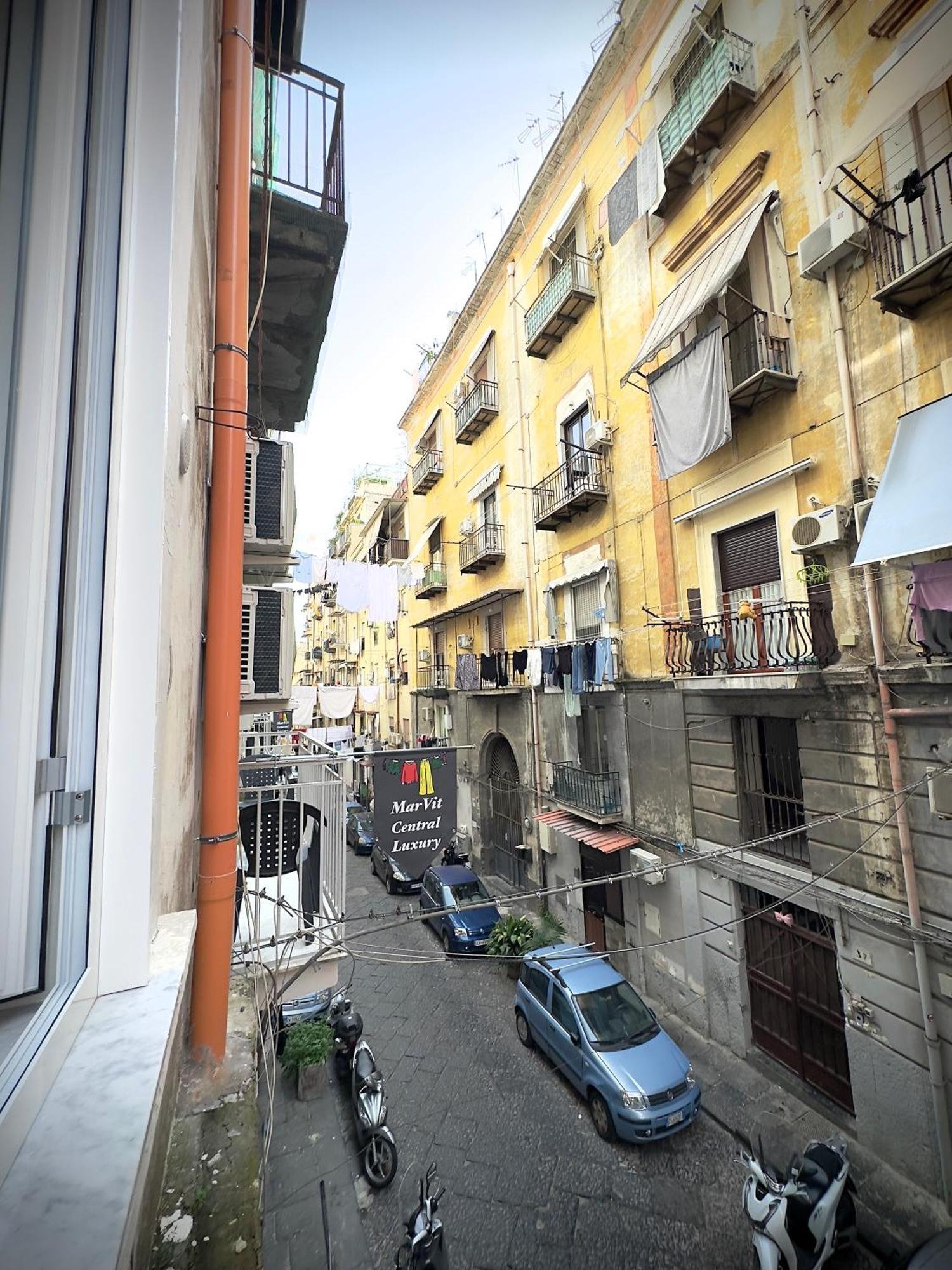 Marvit Central Luxury Naples Exterior photo
