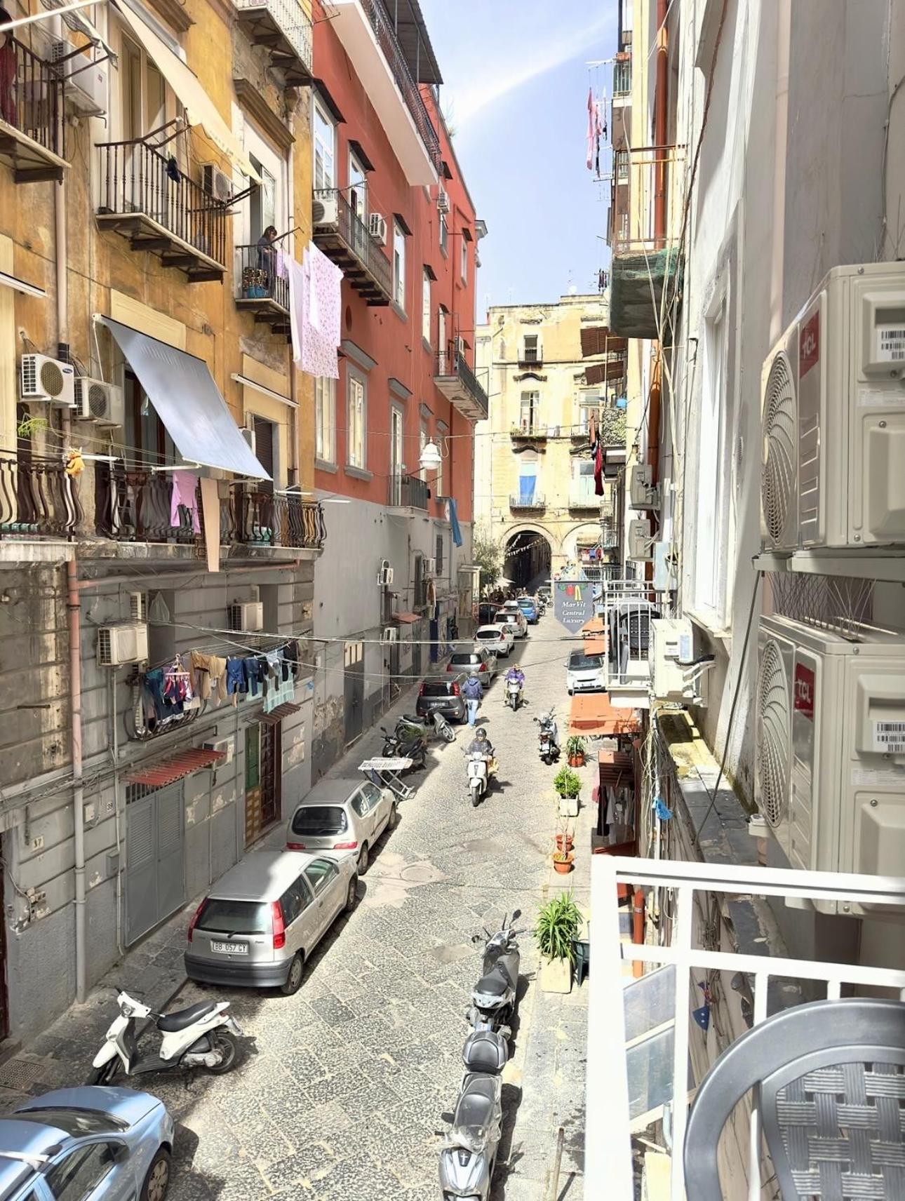 Marvit Central Luxury Naples Exterior photo